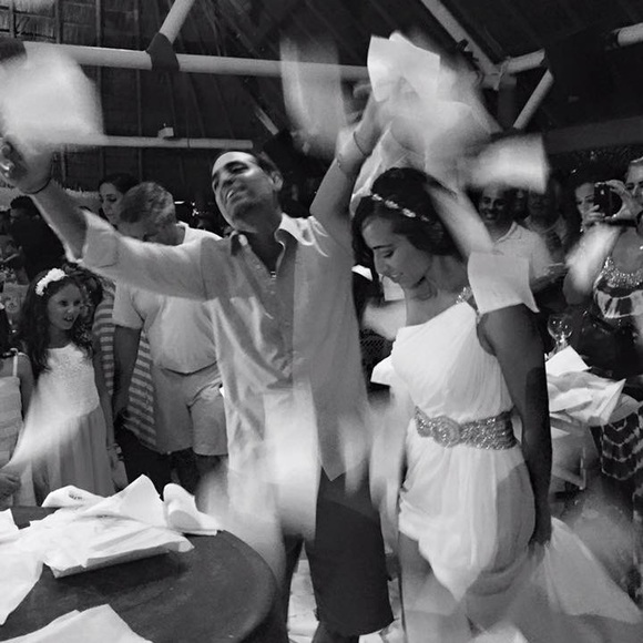 Poshmark - Picture 2 of 3